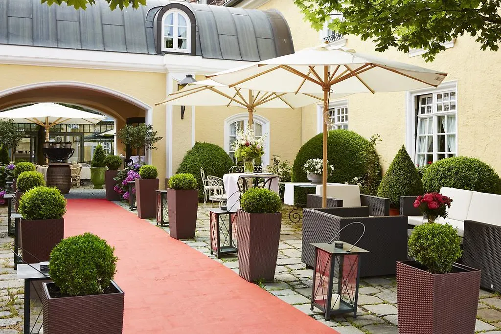 Hotel Gutsgasthof Stangl Vaterstetten 4*,  Německo