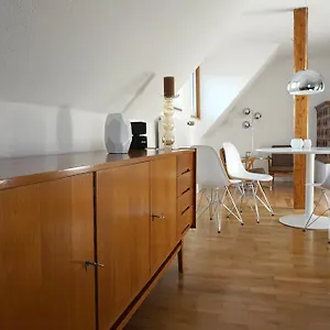 11 Apartment